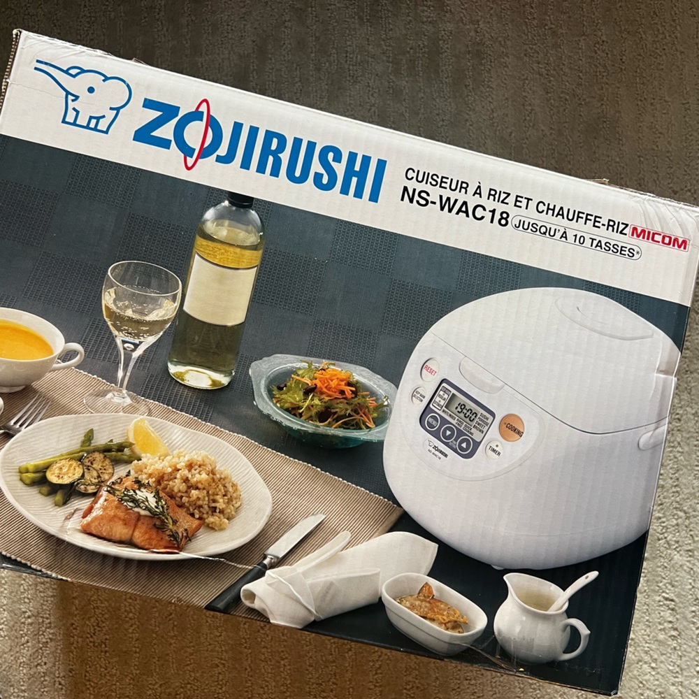 Rice cooker - NWT